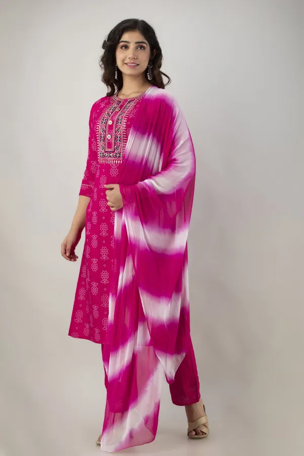 Women_Rayon_Embbroidered_Kurta_And_Palazzo_With_Dupatta_Set